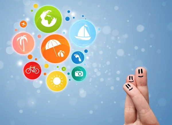 Vrolijke vinger smileys met kleurrijke vakantie reizen zeepbel pictogram — Stockfoto