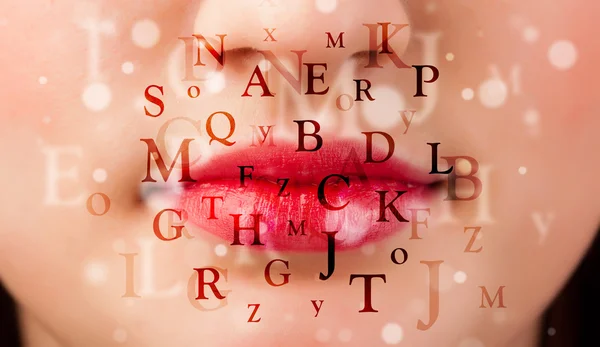 美しい少女の唇の呼吸のフォントと文字 — ストック写真