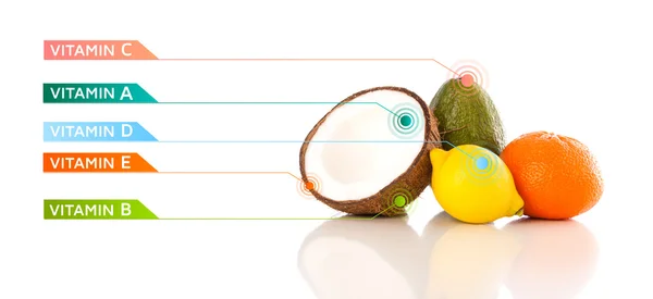 Renkli vitamin sembolleri ve simgeleri olan sağlıklı meyveler — Stok fotoğraf
