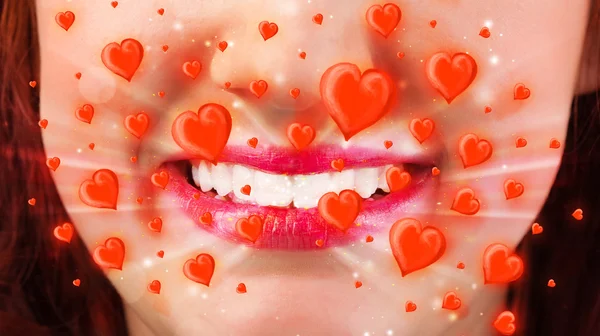Bella signora labbra con bei cuori rossi — Foto Stock