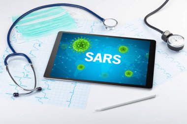 Yazılı bir tablet pc 'nin yakın görüntüsü