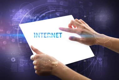 El işi fütüristik tablet, teknoloji konsepti.