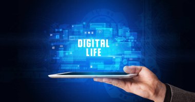 Tablet tutan kişi, güvenlik kavramı