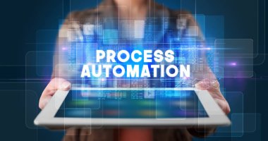 Tablet tutan kişi, teknoloji konsepti