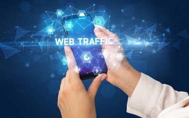 Teknoloji kavramına sahip akıllı telefon kullanımı