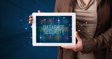 Tablet tutan kişi, güvenlik kavramı