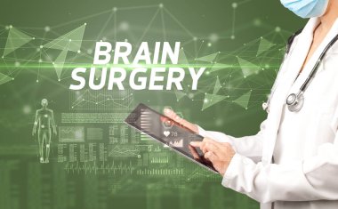 Doktor panoya notlar yazıyor, tıbbi teşhis konsepti.