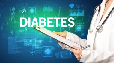 Genç doktor notlar yazıyor.