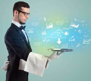 Smokinli yakışıklı garson para ikonlarını tepside tutuyor.