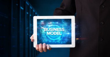 Tablet tutan kişi, iş konsepti