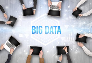 Ofiste Çalışan Meşgul İnsanlar Grubu, teknoloji konsepti