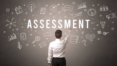 Bir iş adamının arkadan görünüşü