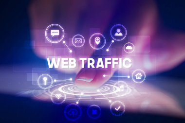 Web teknolojisi simgeleriyle tablete dokunmak