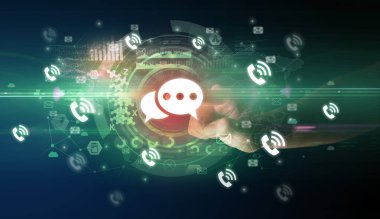 Gelecekteki teknoloji kavramı ile yumuşak jest multimedya ekranına dokunmak