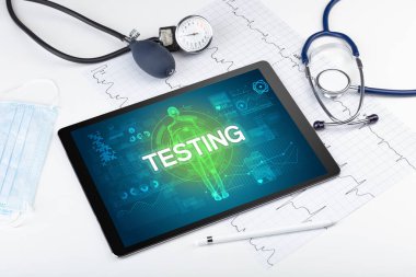 Tablet bilgisayar ve doktor araçları