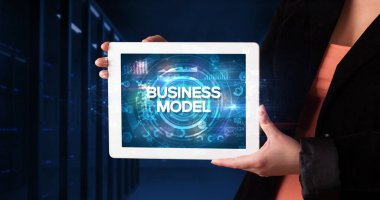 Tablet tutan kişi, iş konsepti