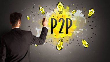 Adam renkli ampul çiziyor.