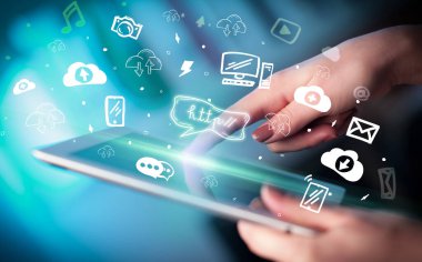 Elle çizilmiş simgelerle dokunmatik ekranı kapat