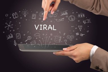 Dokunmatik ekran, sosyal medya konseptine yakın çekim