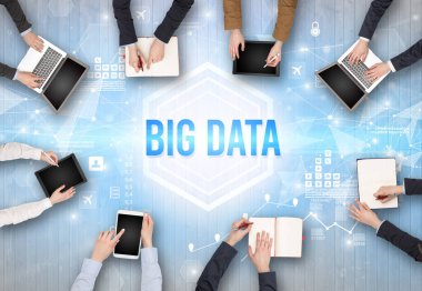 Ofiste Çalışan Meşgul İnsanlar Grubu, teknoloji konsepti