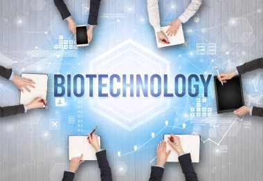 Ofiste Çalışan Meşgul İnsanlar Grubu, teknoloji konsepti