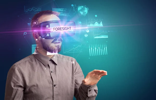 Hombre Negocios Mirando Través Gafas Realidad Virtual Con Inscripción Foresight —  Fotos de Stock