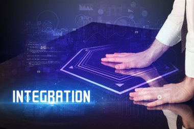 InTEGRATION yazıtlı dijital tabloya dokunmak, yeni çağ güvenlik kavramı