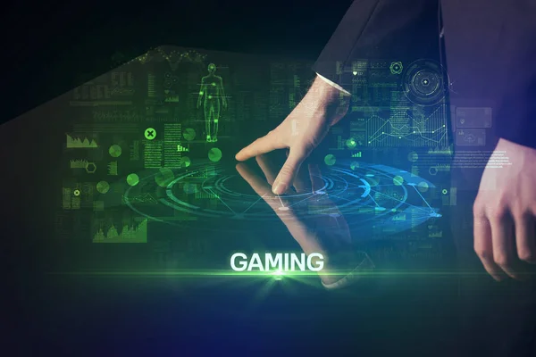 Zakenman Aanraken Enorme Display Met Gaming Inscriptie Moderne Technologie Concept — Stockfoto