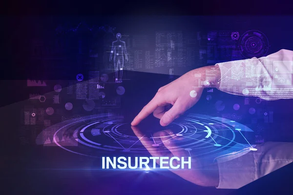 Empresario Tocando Gran Pantalla Con Inscripción Insurtech Concepto Tecnología Moderna —  Fotos de Stock