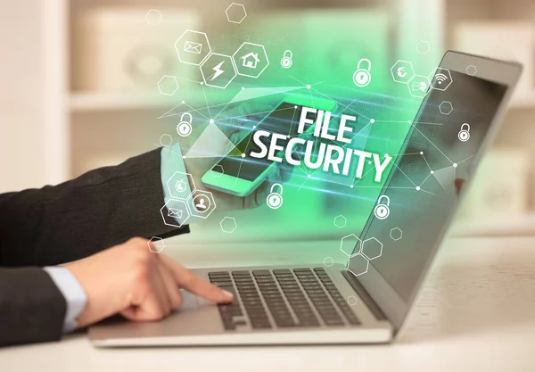 Надпись File Security Ноутбуке Концепция Интернет Безопасности Защиты Данных Блокчейн — стоковое фото