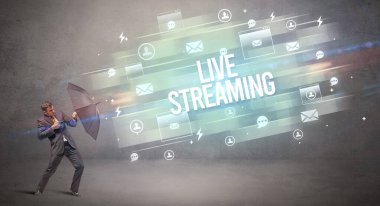 LIVE STREAMING yazıtlarından şemsiye ile yakışıklı iş adamı savunması, yeni çağ medya kavramı