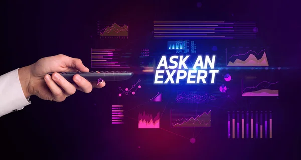 Ручная Беспроводная Периферия Надписью Ask Expert Концепция Кибербизнеса — стоковое фото