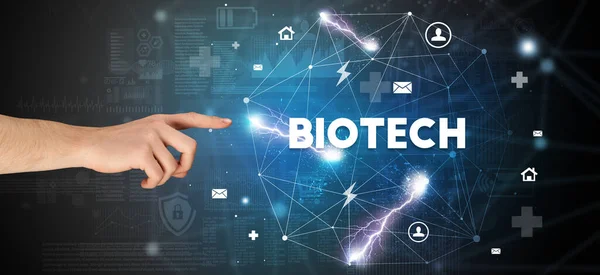 Mão Apontando Para Inscrição Biotech Conceito Tecnologia Moderna — Fotografia de Stock