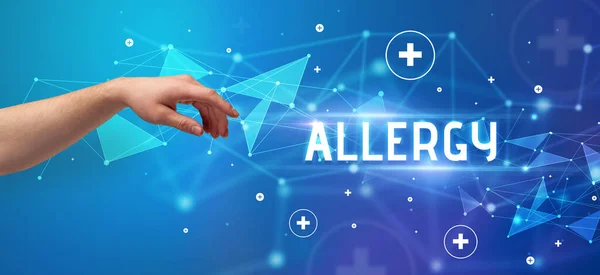 Zbliżenie Przyciętej Dłoni Wskazującej Napis Allergy Koncepcja Medyczna — Zdjęcie stockowe