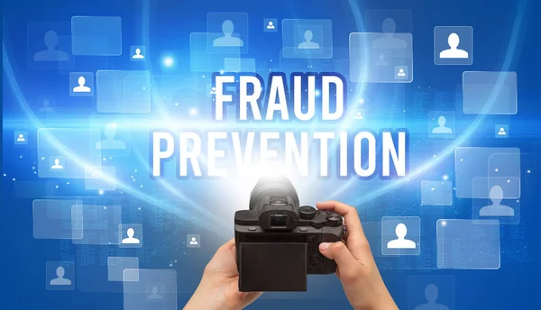 Närbild Handhållen Kamera Med Fraud Prevention Inskription Videoövervakning Koncept — Stockfoto