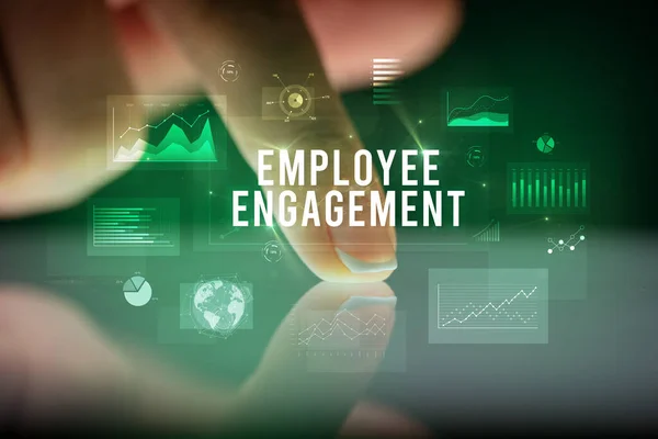 Tablette Tactile Avec Graphiques Inscription Employee Engagement Concept Entreprise — Photo