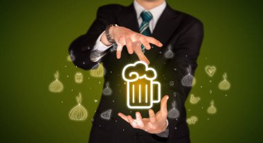 Bira bardağı ikonu, sağlıklı yemek teslimatı konsepti.