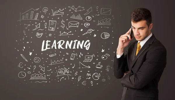 Zakenman Denken Met Learning Inscriptie Business Education Concept — Stockfoto