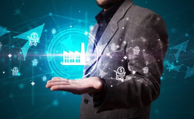 Fabrika ikonu olan iş adamlarının elindeki çözüm konsepti, yaratıcı iş stratejisi planı