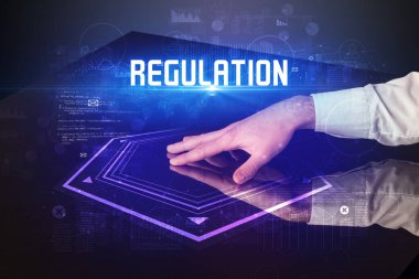 Yeni çağ güvenlik kavramının yazılı olduğu dijital tablolara dokunmak