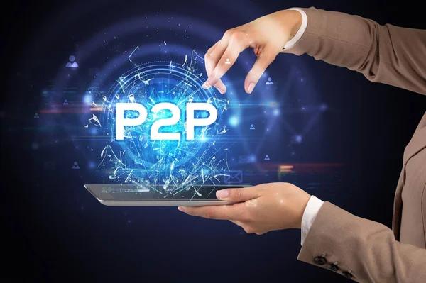 P2P kısaltmalı bir dokunmatik ekran, modern teknoloji kavramı