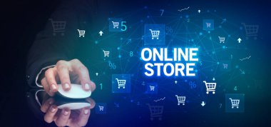 ONLINE STORE yazıtları ve online alışveriş konseptiyle el ele tutuşmak