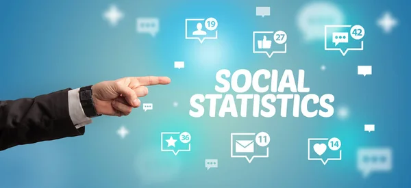 Närbild Beskärda Hand Pekar Social Statistics Inskription Sociala Nätverk Koncept — Stockfoto