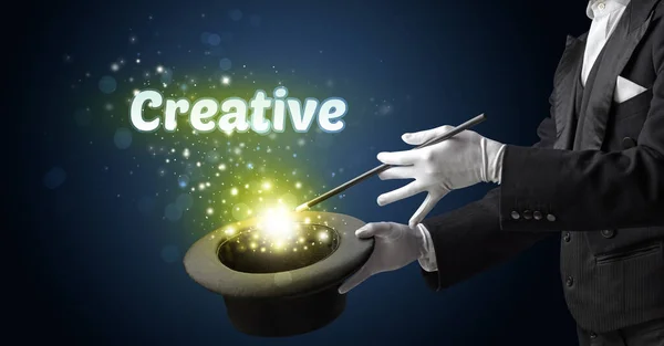 Mágico Está Mostrando Truque Magia Com Inscrição Criativa Conceito Educacional — Fotografia de Stock