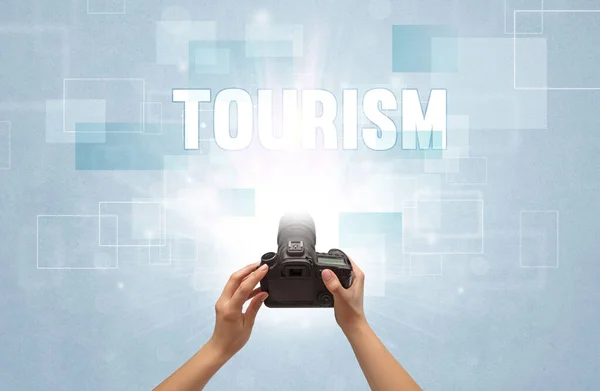 Close Van Een Handheld Digitale Camera Met Tourism Inscriptie Reisconcept — Stockfoto