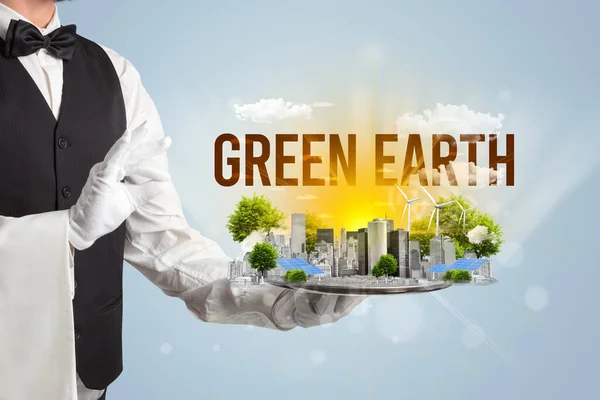 Σερβιτόρος Που Σερβίρει Eco City Επιγραφή Green Earth Ανανεώνοντας Την — Φωτογραφία Αρχείου