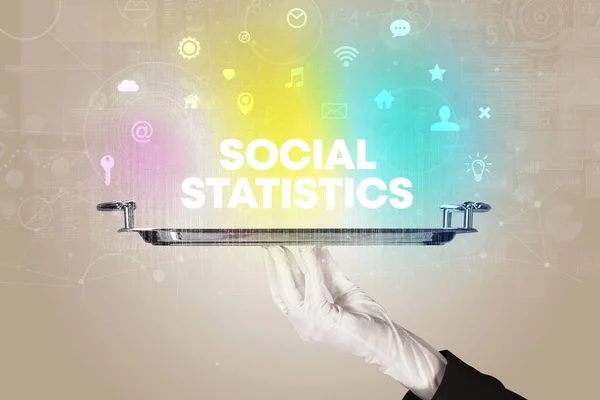 Sosyal Statistics Yazıtları Ile Sosyal Hizmeti Veren Garson Yeni Medya — Stok fotoğraf