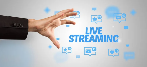 Live Streaming Feliratra Mutató Levágott Kéz Közelkép Közösségi Hálózati Koncepció — Stock Fotó