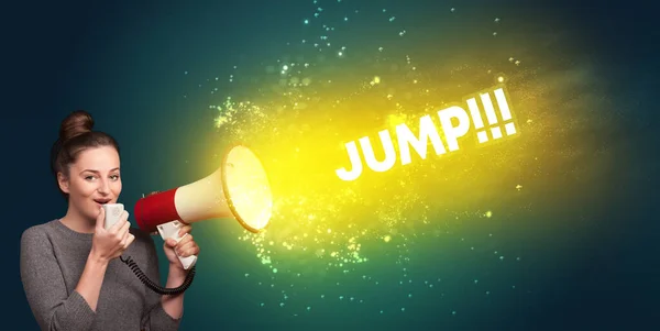 Giovane Donna Che Urla All Altoparlante Con Iscrizione Jump Concetto — Foto Stock