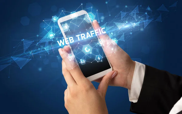 Női Kézfogás Okostelefon Web Traffic Felirattal Modern Technológia Koncepció — Stock Fotó